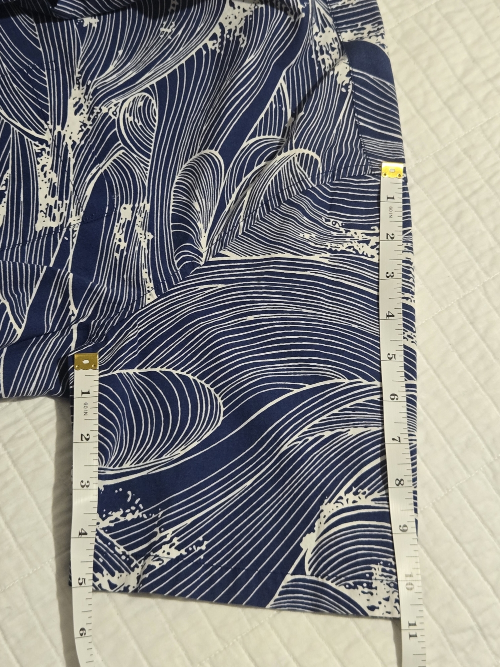Tori Richard Blue and White Wave-Pattern Short Sleeve Shirt - Picture 5 of 7